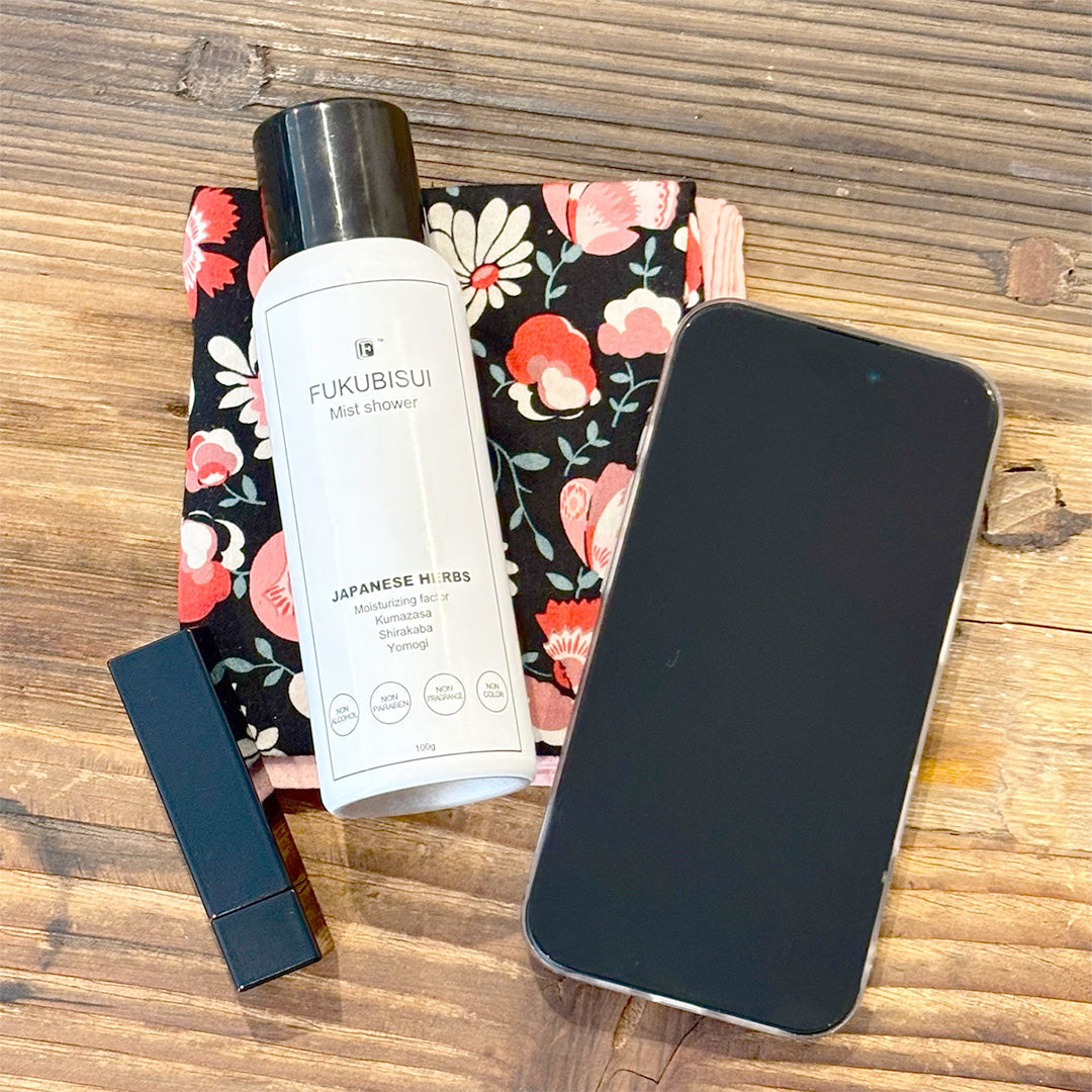 【乾燥肌・ツヤ維持】エアコン乾燥に負けない「24時間・追い潤い」。ギフトや旅の相棒にも選ばれるミスト活用術