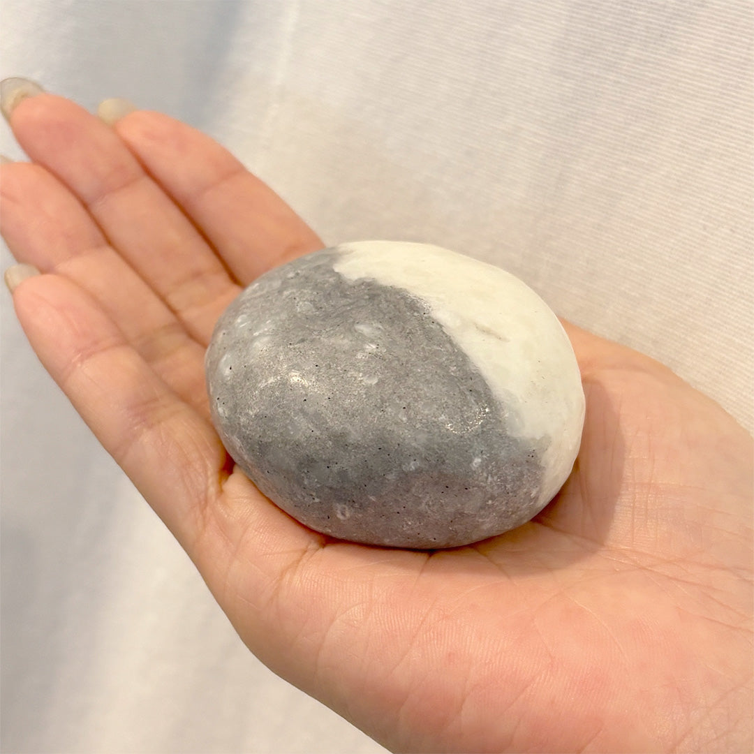 【乾燥肌・ゴワつき】週2回の「モコモコ泡」習慣。毛穴の黒ずみをリセットする、くすみ※3晴れ洗顔術