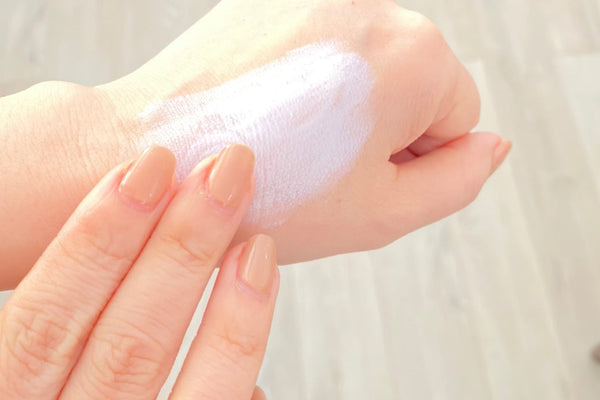 【重度花粉症・混合肌】SPF50は諦めた方へ。刺激を抑えた「SPF48」が春の肌を守り抜く理由