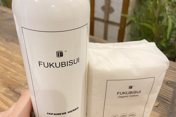 【オイリー肌・ゆらぎ敏感期】表面のベタつきを卒業。内側*から潤い満ちる「全身バシャバシャ」保水術