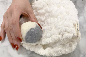 【オイリー肌】『泡立ては面倒』だった私が、外出先の鏡を見て気づいたくすみケアの大切さ。